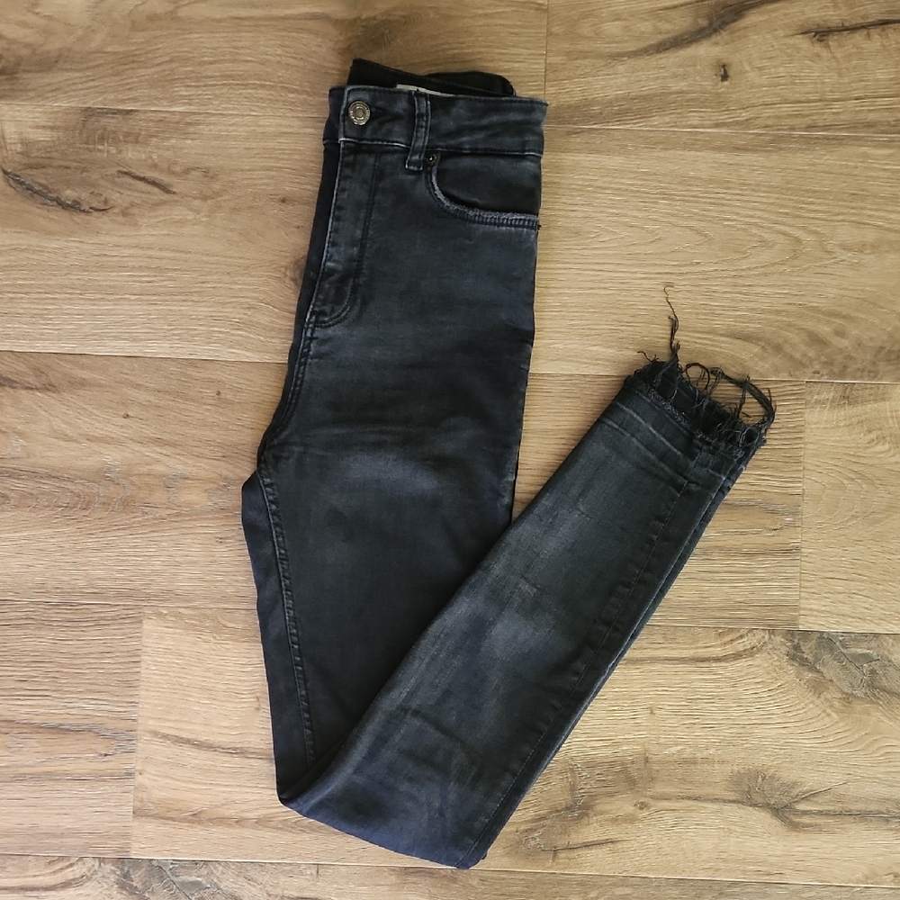 Zara Women's Skinny Jeans - Black